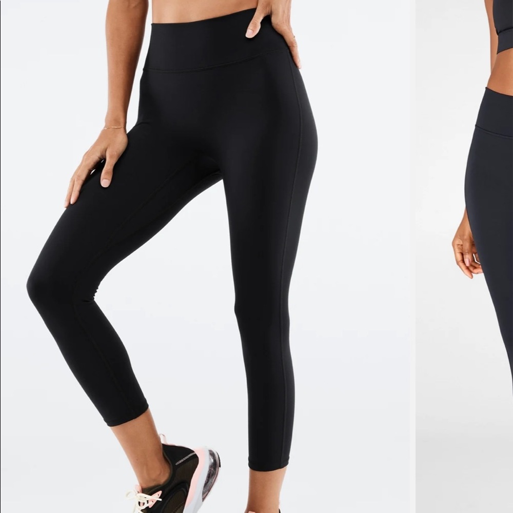 NWT Fabletics trinity high waisted pocket capri